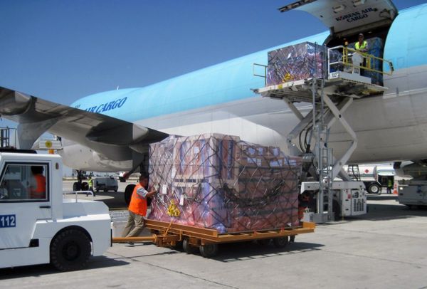 Shipping Goods to Russia: Fast, Affordable & Safe Express Cargo up to 15 Tons