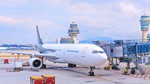 How Long Does Customs Clearance Take at Long Thanh Airport?